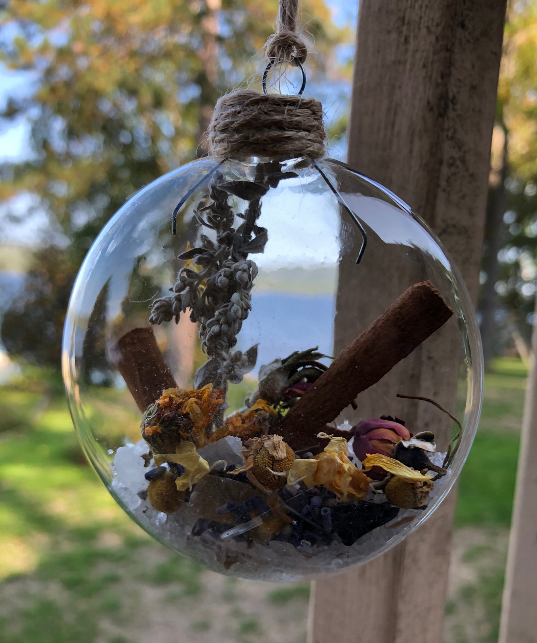 the scented bohemian's Esoteric Goods, December 4, 2020